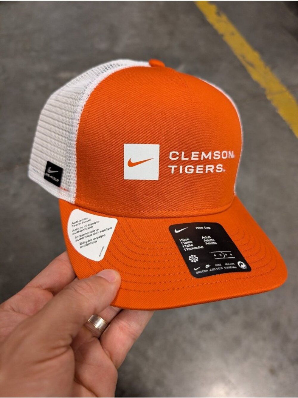 NWT Nike Clemson Tigers Authentic Team Issue Rise Cap Trucker Hat M/L Orange